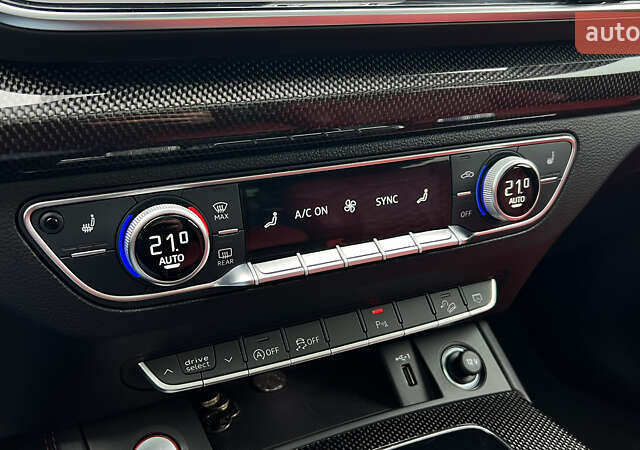 Белый Ауди SQ5, объемом двигателя 3 л и пробегом 60 тыс. км за 39900 $, фото 15 на Automoto.ua