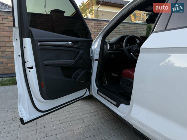Ауди SQ5 2023 в Виннице на Automoto.ua Белый Ауди SQ5, объемом двигателя 3 л и пробегом 14 тыс. км за 56800 $, фото 21 на Automoto.ua