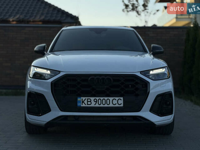 Ауди SQ5 2023 в Виннице на Automoto.ua Белый Ауди SQ5, объемом двигателя 3 л и пробегом 14 тыс. км за 56800 $, фото 1 на Automoto.ua