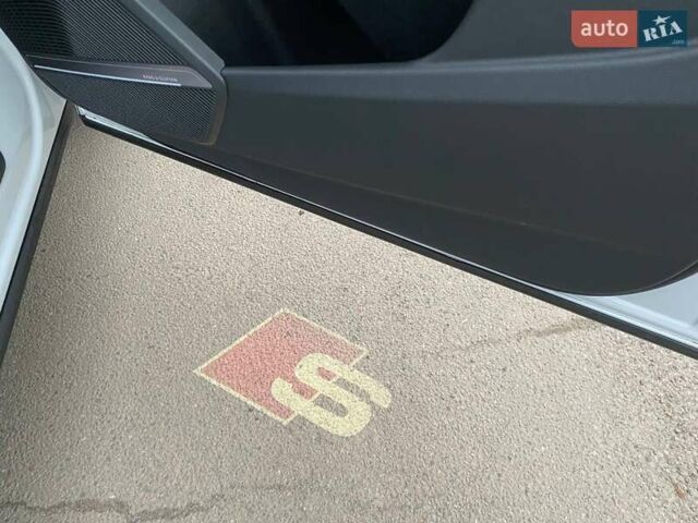 Білий Ауді SQ5, об'ємом двигуна 3 л та пробігом 32 тис. км за 46900 $, фото 22 на Automoto.ua