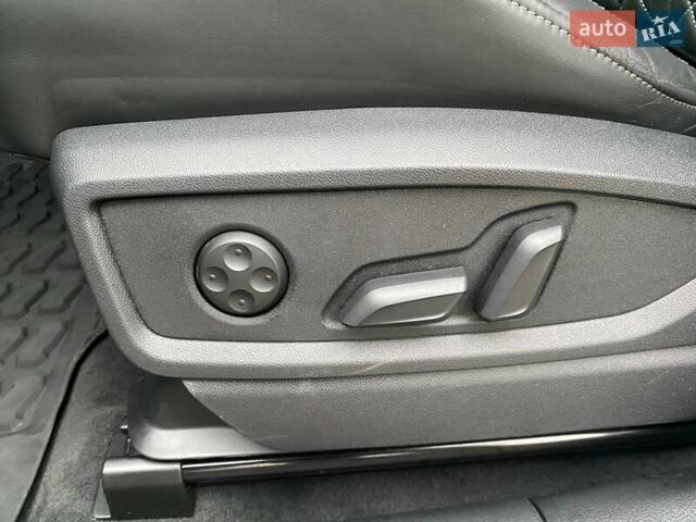 Білий Ауді SQ5, об'ємом двигуна 3 л та пробігом 32 тис. км за 46900 $, фото 14 на Automoto.ua