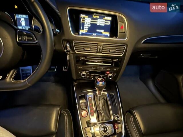 Ауді SQ5 2014 у Белой Церкве на Automoto.ua Чорний Ауді SQ5, об'ємом двигуна 2.97 л та пробігом 210 тис. км за 24500 $, фото 26 на Automoto.ua
