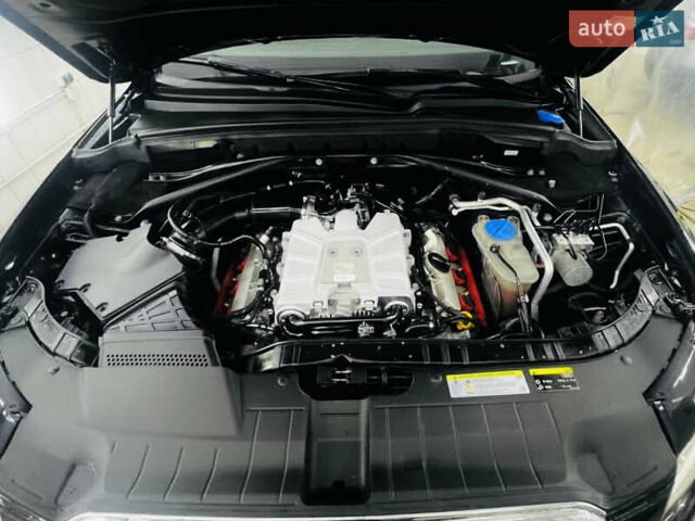 Чорний Ауді SQ5, об'ємом двигуна 3 л та пробігом 343 тис. км за 18900 $, фото 42 на Automoto.ua