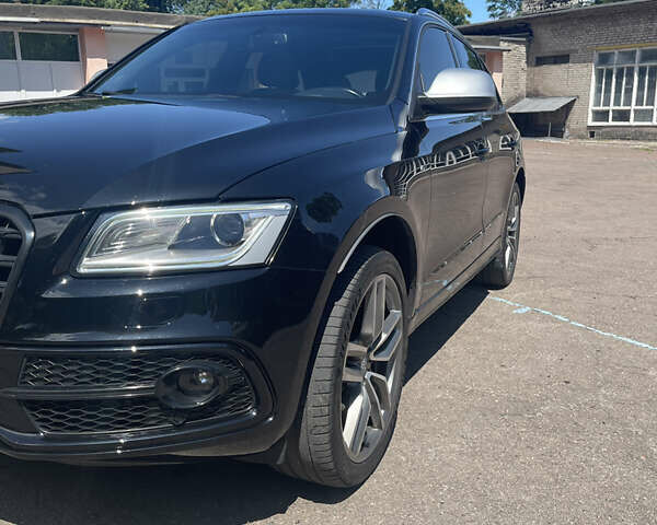 Черный Ауди SQ5, объемом двигателя 3 л и пробегом 208 тыс. км за 19000 $, фото 1 на Automoto.ua