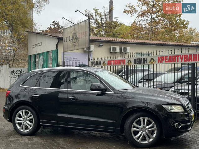 Чорний Ауді SQ5, об'ємом двигуна 2.97 л та пробігом 245 тис. км за 24999 $, фото 2 на Automoto.ua