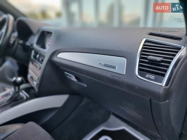 Чорний Ауді SQ5, об'ємом двигуна 3 л та пробігом 127 тис. км за 19500 $, фото 88 на Automoto.ua