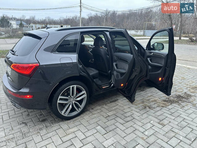 Чорний Ауді SQ5, об'ємом двигуна 3 л та пробігом 119 тис. км за 25000 $, фото 12 на Automoto.ua
