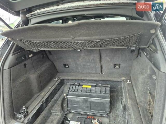 Черный Ауди SQ5, объемом двигателя 2.97 л и пробегом 500 тыс. км за 13364 $, фото 21 на Automoto.ua