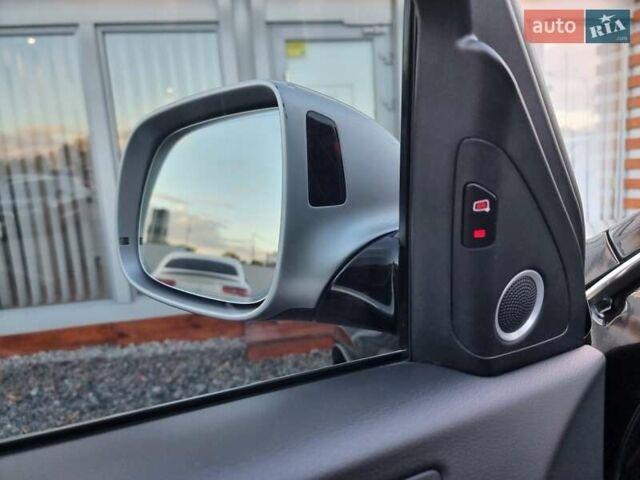 Чорний Ауді SQ5, об'ємом двигуна 3 л та пробігом 127 тис. км за 19500 $, фото 42 на Automoto.ua
