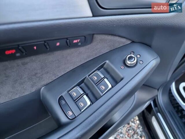 Чорний Ауді SQ5, об'ємом двигуна 3 л та пробігом 127 тис. км за 19500 $, фото 41 на Automoto.ua