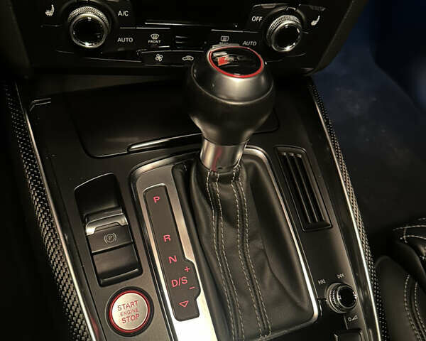 Чорний Ауді SQ5, об'ємом двигуна 3 л та пробігом 119 тис. км за 25000 $, фото 24 на Automoto.ua