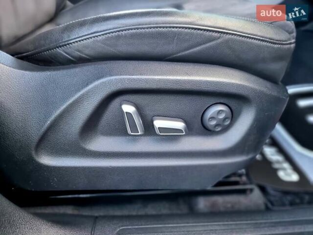 Чорний Ауді SQ5, об'ємом двигуна 3 л та пробігом 127 тис. км за 19500 $, фото 89 на Automoto.ua