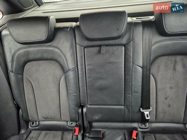 Черный Ауди SQ5, объемом двигателя 2.97 л и пробегом 500 тыс. км за 13364 $, фото 18 на Automoto.ua