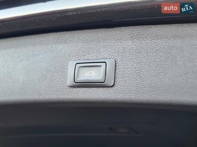 Чорний Ауді SQ5, об'ємом двигуна 3 л та пробігом 127 тис. км за 19500 $, фото 81 на Automoto.ua