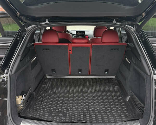 Чорний Ауді SQ5, об'ємом двигуна 3 л та пробігом 77 тис. км за 35000 $, фото 26 на Automoto.ua