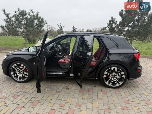 Чорний Ауді SQ5, об'ємом двигуна 3 л та пробігом 77 тис. км за 35000 $, фото 25 на Automoto.ua