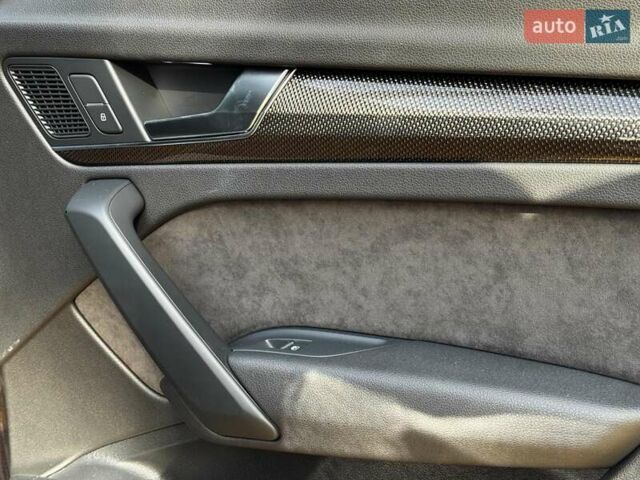 Чорний Ауді SQ5, об'ємом двигуна 3 л та пробігом 155 тис. км за 33690 $, фото 32 на Automoto.ua