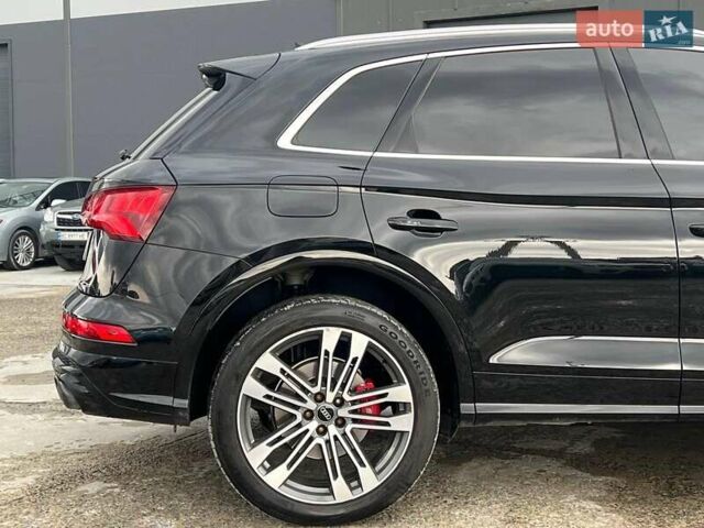 Чорний Ауді SQ5, об'ємом двигуна 3 л та пробігом 153 тис. км за 33990 $, фото 8 на Automoto.ua