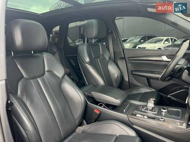Чорний Ауді SQ5, об'ємом двигуна 3 л та пробігом 153 тис. км за 33990 $, фото 45 на Automoto.ua