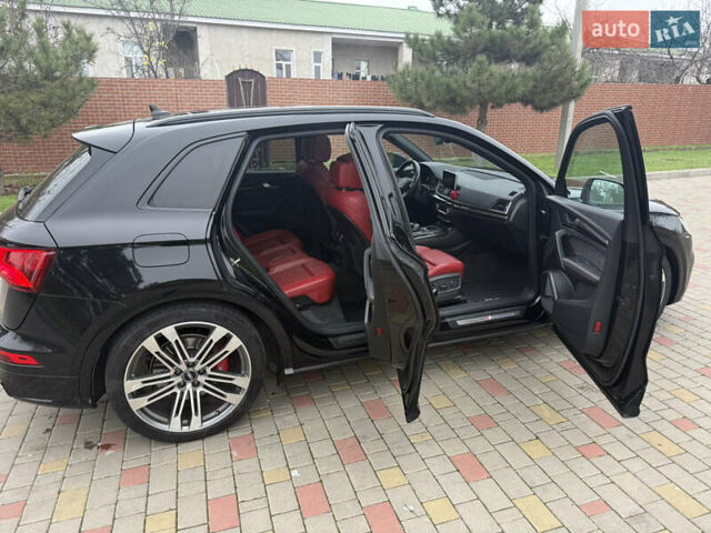 Чорний Ауді SQ5, об'ємом двигуна 3 л та пробігом 77 тис. км за 35000 $, фото 23 на Automoto.ua