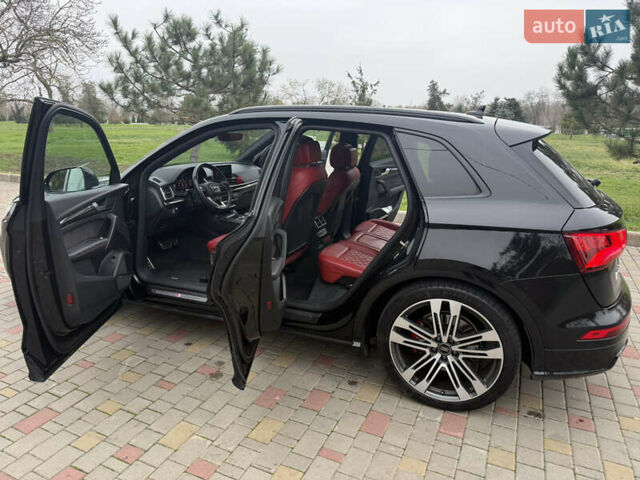 Чорний Ауді SQ5, об'ємом двигуна 3 л та пробігом 77 тис. км за 35000 $, фото 24 на Automoto.ua