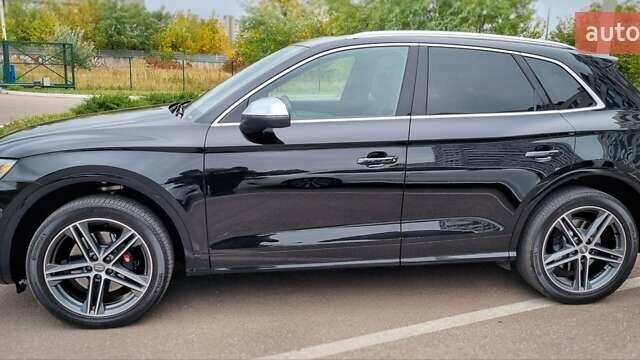 Чорний Ауді SQ5, об'ємом двигуна 3 л та пробігом 113 тис. км за 29600 $, фото 3 на Automoto.ua