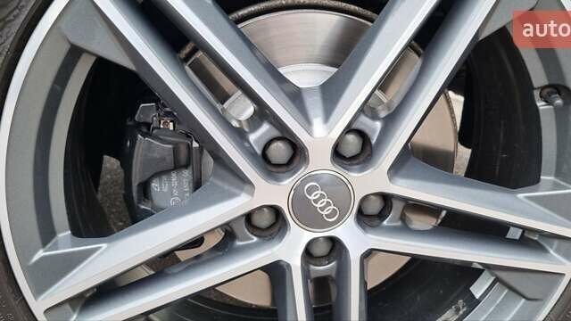 Чорний Ауді SQ5, об'ємом двигуна 3 л та пробігом 113 тис. км за 29600 $, фото 29 на Automoto.ua