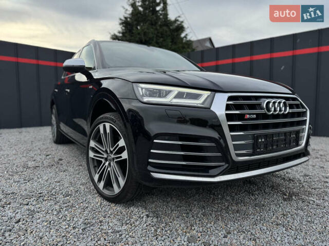 Черный Ауди SQ5, объемом двигателя 3 л и пробегом 177 тыс. км за 26490 $, фото 1 на Automoto.ua