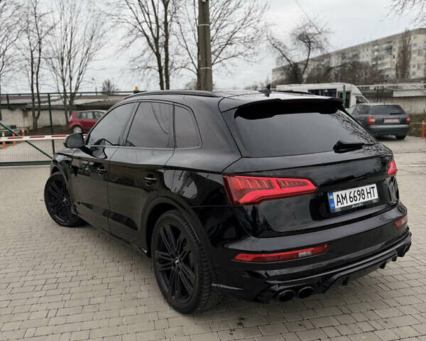 Черный Ауди SQ5, объемом двигателя 3 л и пробегом 98 тыс. км за 30999 $, фото 4 на Automoto.ua