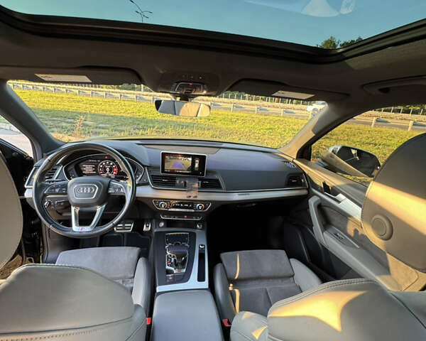 Чорний Ауді SQ5, об'ємом двигуна 3 л та пробігом 152 тис. км за 33500 $, фото 1 на Automoto.ua