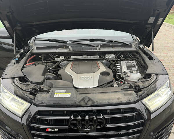 Чорний Ауді SQ5, об'ємом двигуна 3 л та пробігом 77 тис. км за 35000 $, фото 29 на Automoto.ua
