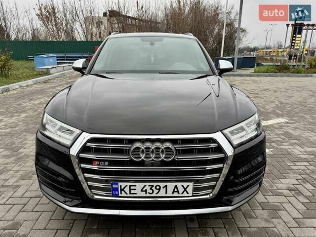 Черный Ауди SQ5, объемом двигателя 3 л и пробегом 127 тыс. км за 33300 $, фото 1 на Automoto.ua