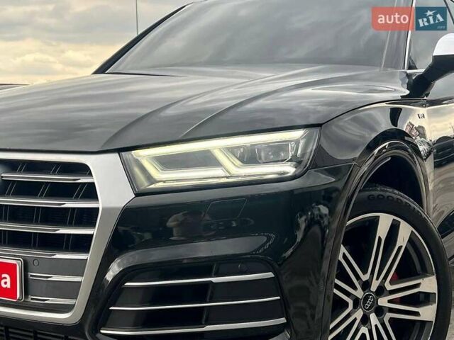 Чорний Ауді SQ5, об'ємом двигуна 3 л та пробігом 153 тис. км за 33990 $, фото 2 на Automoto.ua