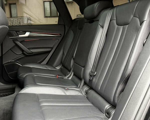 Черный Ауди SQ5, объемом двигателя 3 л и пробегом 155 тыс. км за 25900 $, фото 19 на Automoto.ua