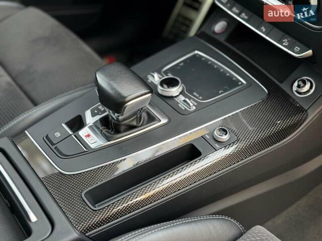 Чорний Ауді SQ5, об'ємом двигуна 3 л та пробігом 155 тис. км за 33690 $, фото 36 на Automoto.ua