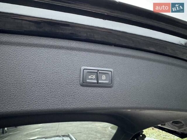 Черный Ауди SQ5, объемом двигателя 3 л и пробегом 127 тыс. км за 33300 $, фото 25 на Automoto.ua