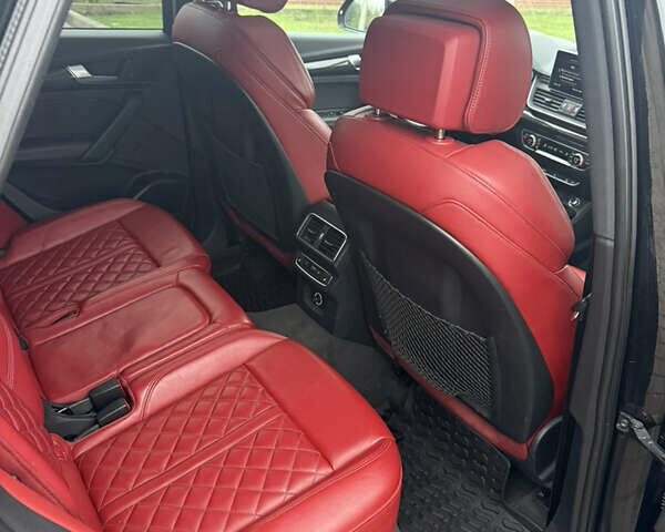 Чорний Ауді SQ5, об'ємом двигуна 3 л та пробігом 77 тис. км за 35000 $, фото 20 на Automoto.ua