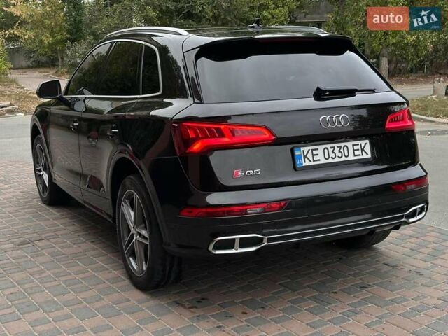 Черный Ауди SQ5, объемом двигателя 3 л и пробегом 157 тыс. км за 28999 $, фото 1 на Automoto.ua