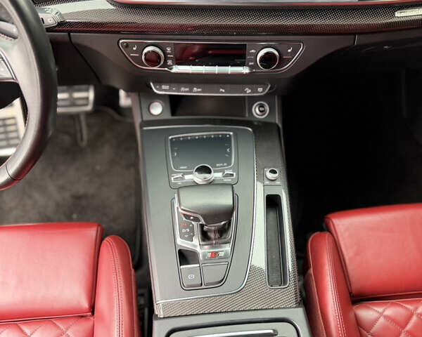 Черный Ауди SQ5, объемом двигателя 3 л и пробегом 98 тыс. км за 30999 $, фото 10 на Automoto.ua