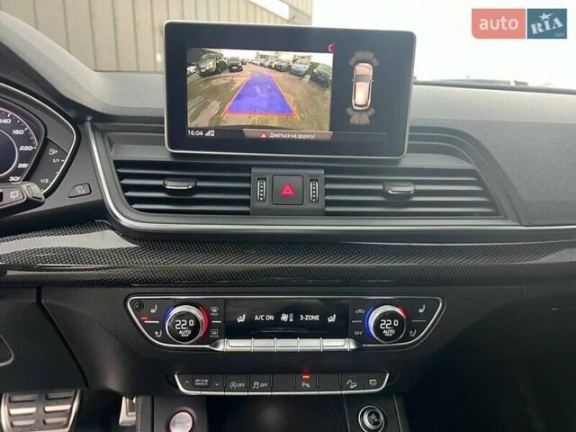 Чорний Ауді SQ5, об'ємом двигуна 3 л та пробігом 153 тис. км за 33990 $, фото 31 на Automoto.ua