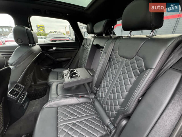 Черный Ауди SQ5, объемом двигателя 3 л и пробегом 177 тыс. км за 26490 $, фото 39 на Automoto.ua