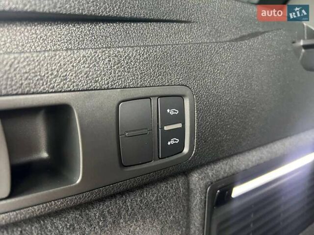 Чорний Ауді SQ5, об'ємом двигуна 3 л та пробігом 153 тис. км за 33990 $, фото 44 на Automoto.ua