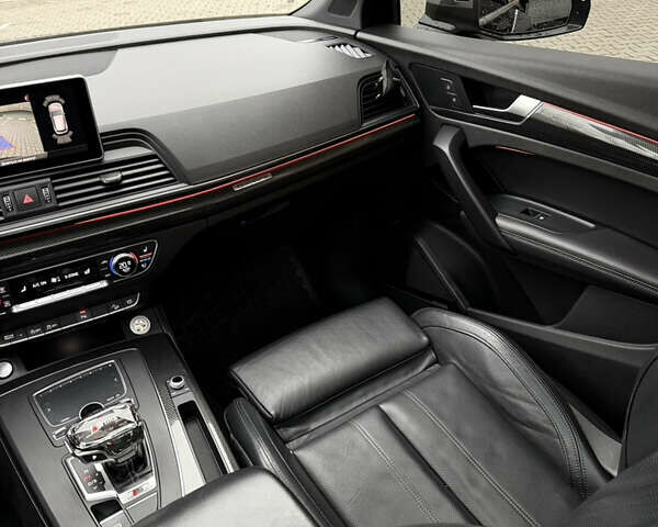 Черный Ауди SQ5, объемом двигателя 3 л и пробегом 155 тыс. км за 25900 $, фото 28 на Automoto.ua