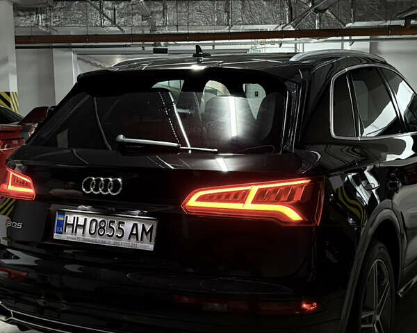 Чорний Ауді SQ5, об'ємом двигуна 3 л та пробігом 81 тис. км за 32000 $, фото 1 на Automoto.ua