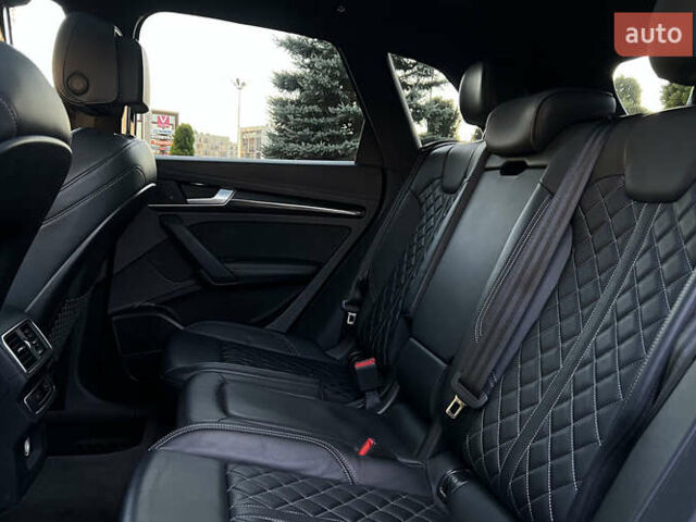 Черный Ауди SQ5, объемом двигателя 3 л и пробегом 66 тыс. км за 38300 $, фото 28 на Automoto.ua