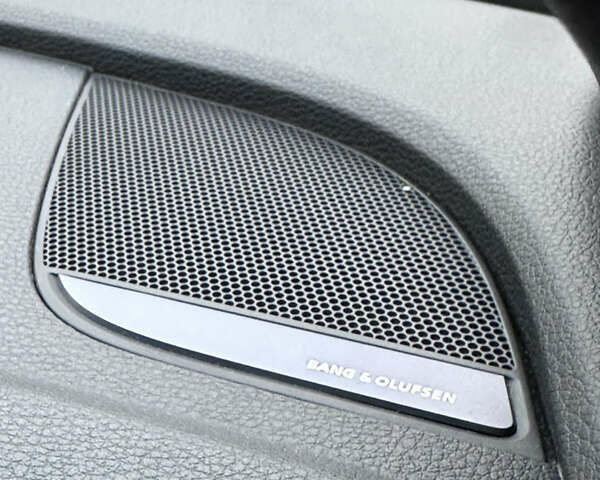 Черный Ауди SQ5, объемом двигателя 3 л и пробегом 121 тыс. км за 29200 $, фото 20 на Automoto.ua