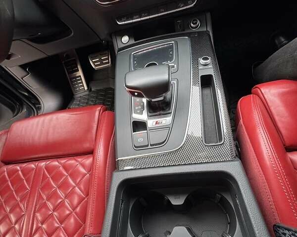 Черный Ауди SQ5, объемом двигателя 3 л и пробегом 993 тыс. км за 36000 $, фото 20 на Automoto.ua