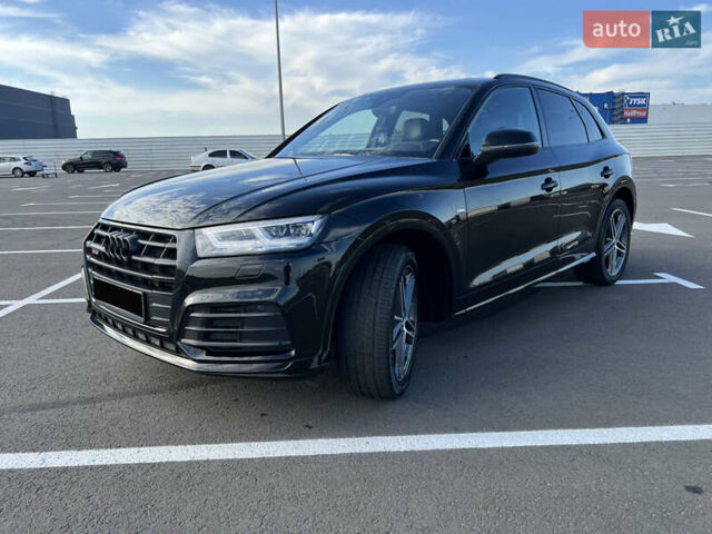 Черный Ауди SQ5, объемом двигателя 3 л и пробегом 65 тыс. км за 43500 $, фото 2 на Automoto.ua