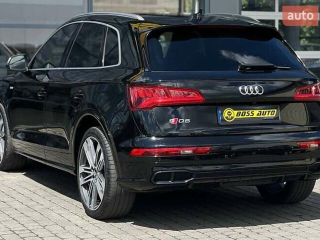 Чорний Ауді SQ5, об'ємом двигуна 3 л та пробігом 96 тис. км за 41500 $, фото 3 на Automoto.ua