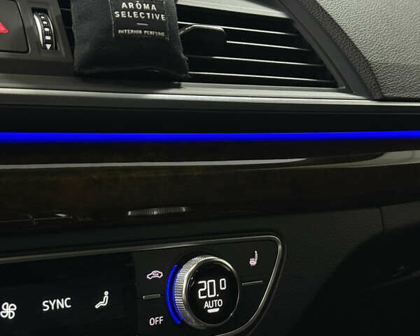 Черный Ауди SQ5, объемом двигателя 3 л и пробегом 113 тыс. км за 29400 $, фото 19 на Automoto.ua